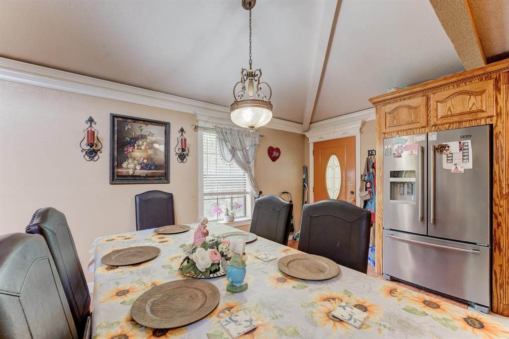 316 Hickman Lane, Angleton, Texas image 16