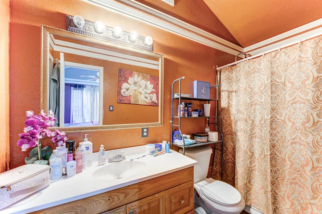 316 Hickman Lane, Angleton, Texas image 22
