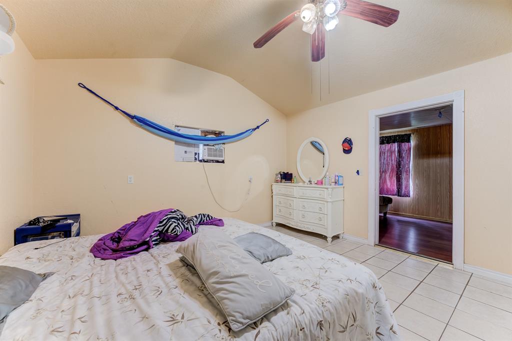 316 Hickman Lane, Angleton, Texas image 29