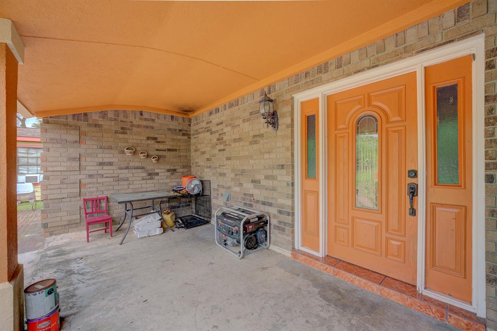 316 Hickman Lane, Angleton, Texas image 38