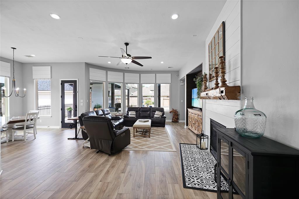 16800 W Caramel Apple Trail, Cypress, Texas image 11
