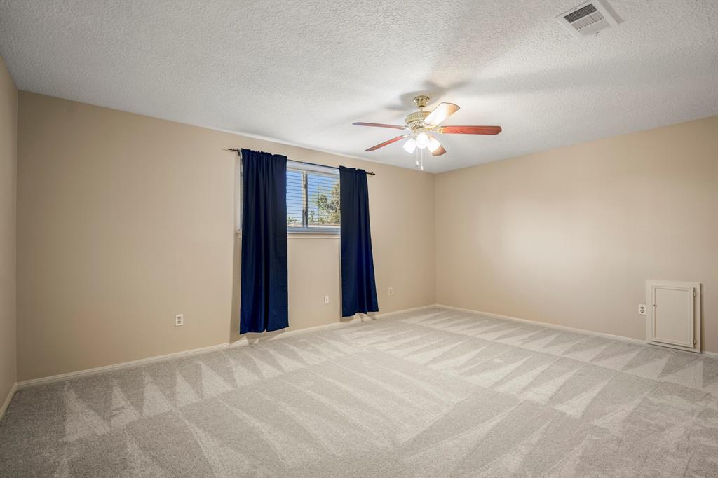 12114 Knobcrest Drive, Houston, Texas image 27