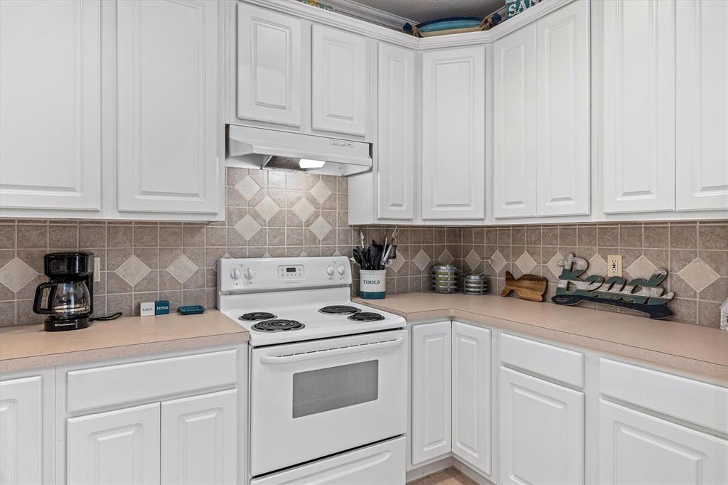13929 Pirates Beach Boulevard Boulevard, Galveston, Texas image 14