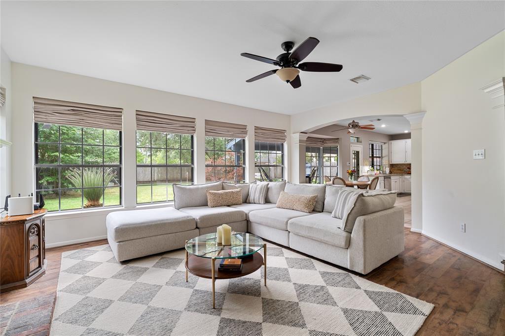 1406 Beechwood Dr, Friendswood, Texas image 10