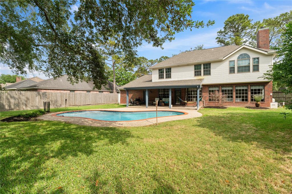 1406 Beechwood Dr, Friendswood, Texas image 35