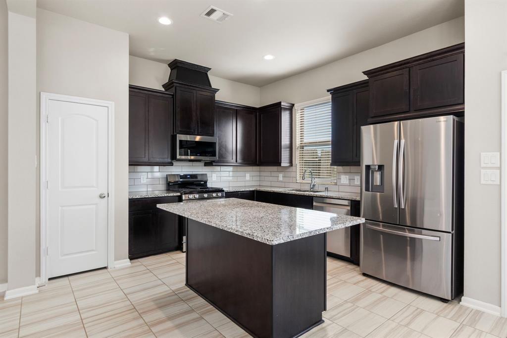 2531 Terrace Point Drive, Missouri City, Texas image 14