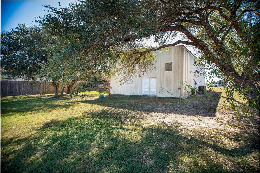 3338 Old Highway Road, Inez, Texas image 4