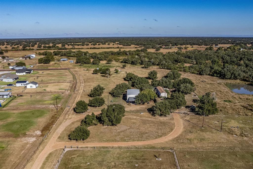 3338 Old Highway Road, Inez, Texas image 1