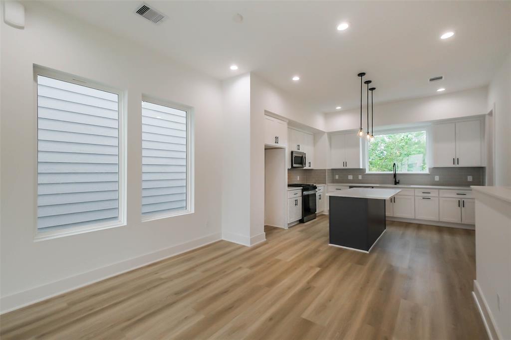 5703 Balbo Street #E, Houston, Texas image 25