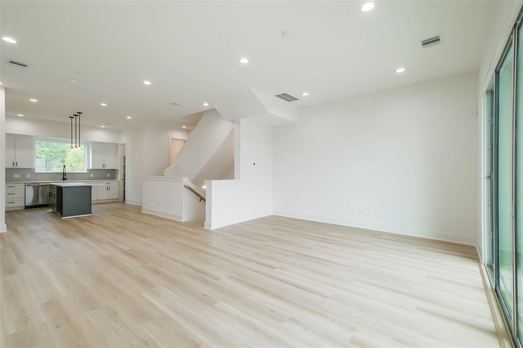5703 Balbo Street #E, Houston, Texas image 15
