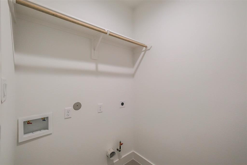 5703 Balbo Street #E, Houston, Texas image 37