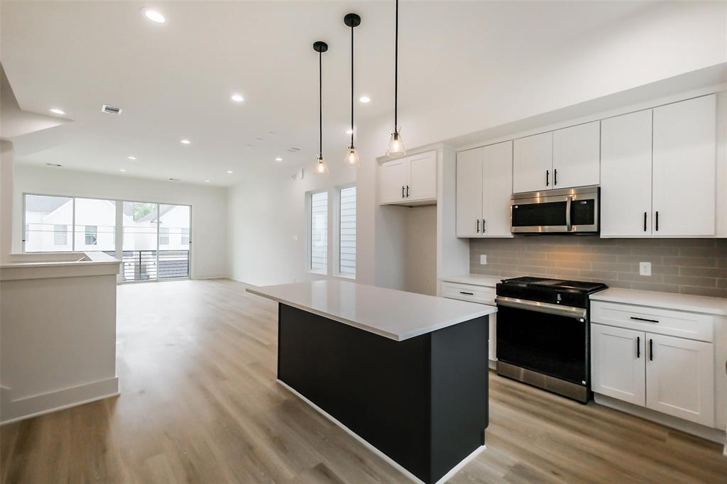 5703 Balbo Street #E, Houston, Texas image 20