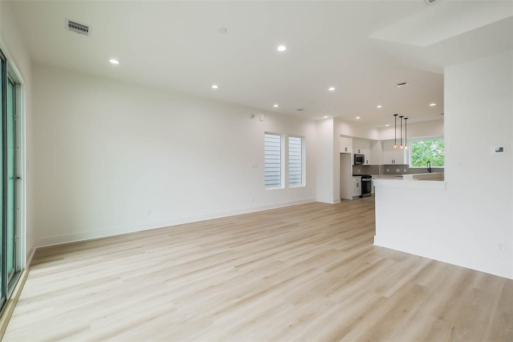 5703 Balbo Street #E, Houston, Texas image 18
