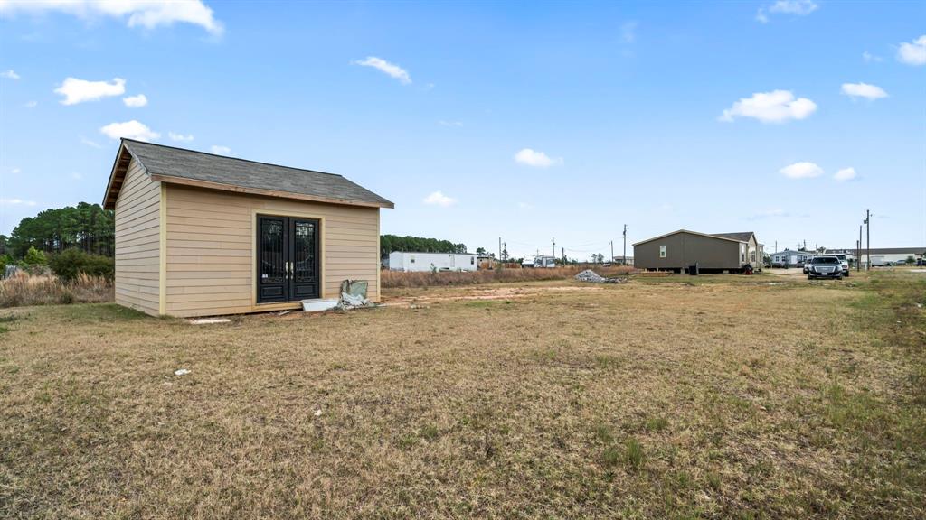 68 County Road 5119, Cleveland, Texas image 9