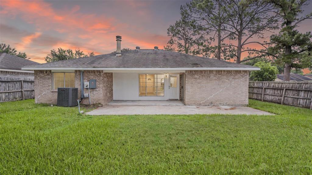 10622 Highland Woods Drive, Sugar Land, Texas image 50
