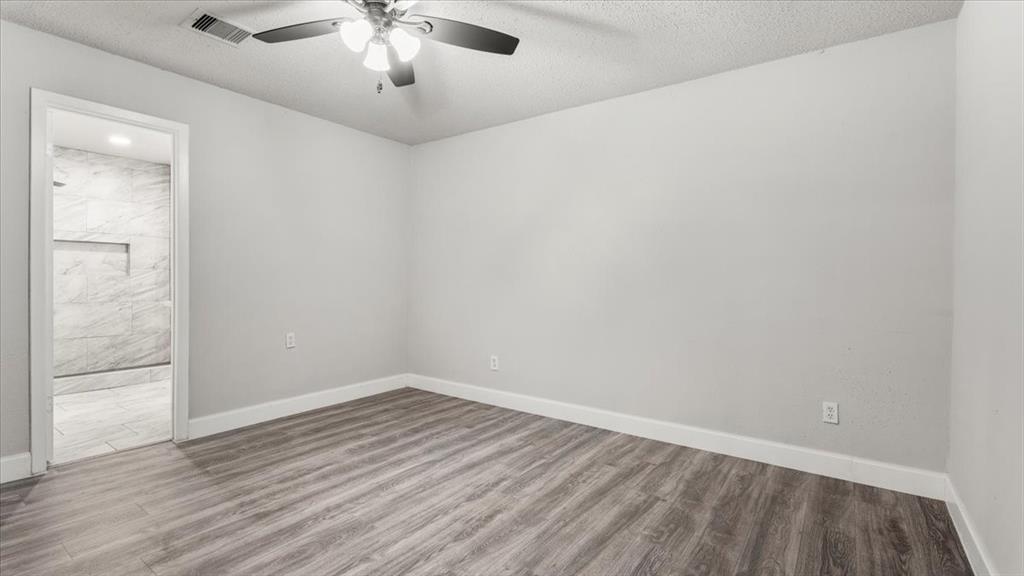 10622 Highland Woods Drive, Sugar Land, Texas image 27