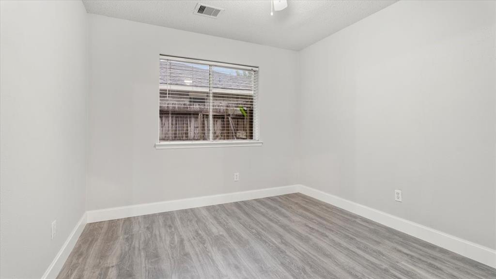 10622 Highland Woods Drive, Sugar Land, Texas image 41