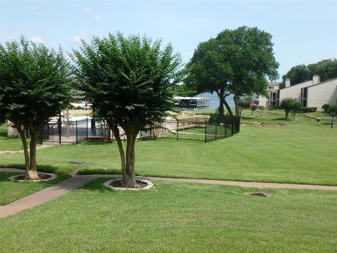 110 Lakeview Terrace D Conroe TX 77356