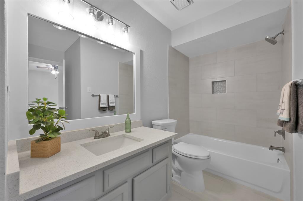 110D Lakeview Terrace #D, Conroe, Texas image 20
