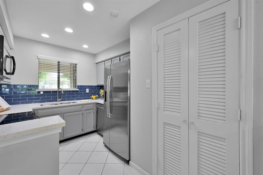 110D Lakeview Terrace #D, Conroe, Texas image 4
