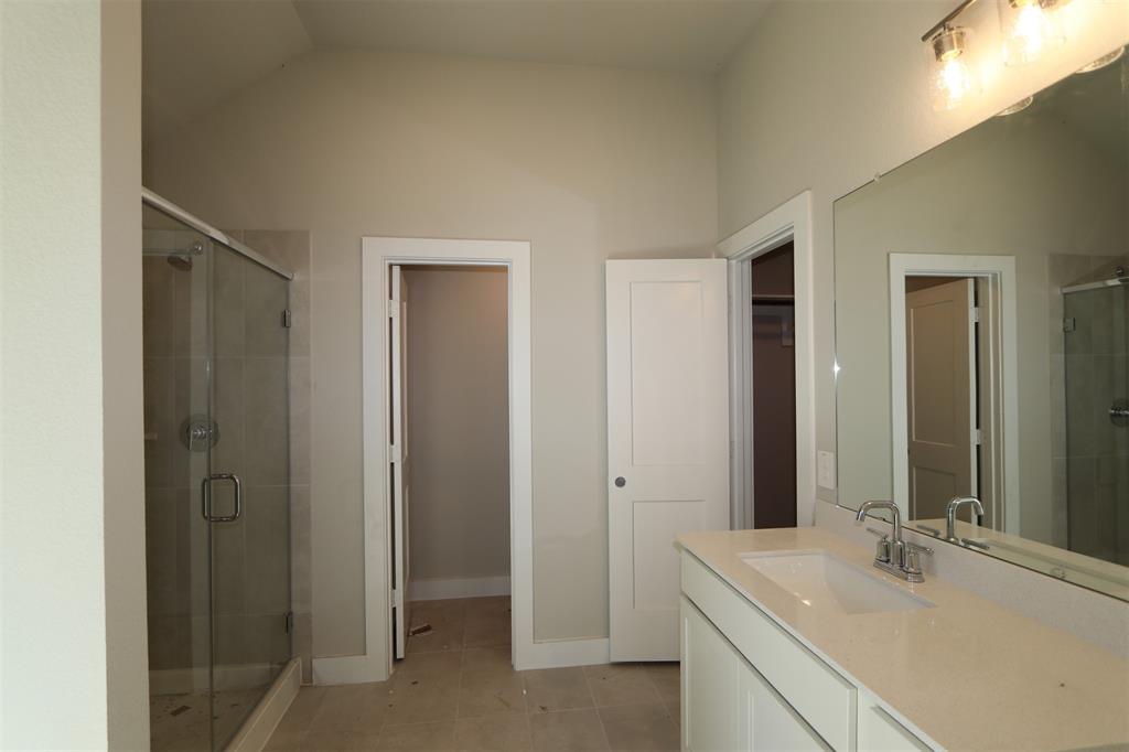 21730 Burgos Plaza Drive, Tomball, Texas image 3