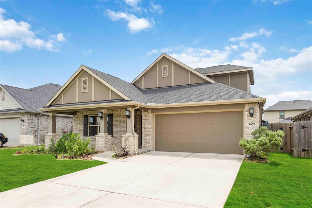 3677 Pinewood Bend Lane