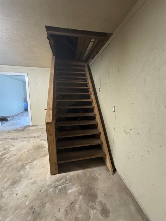 805 Dugas Street, Bridge City, Texas image 35