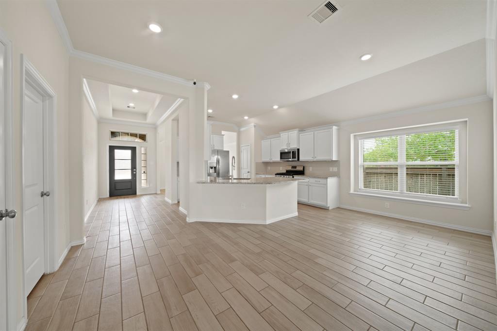 8911 Emerald Cane Drive, Missouri City, Texas image 7