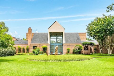 A home in Lake Jackson