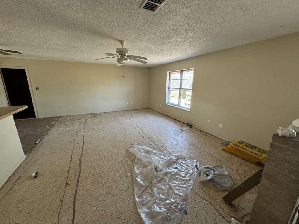5996 Yucca Trail, Beeville, Texas image 7