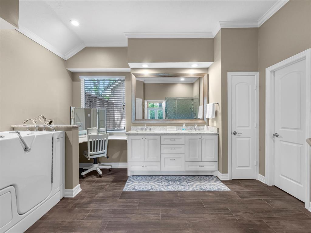 2815 Halton Court, Kingwood, Texas image 24