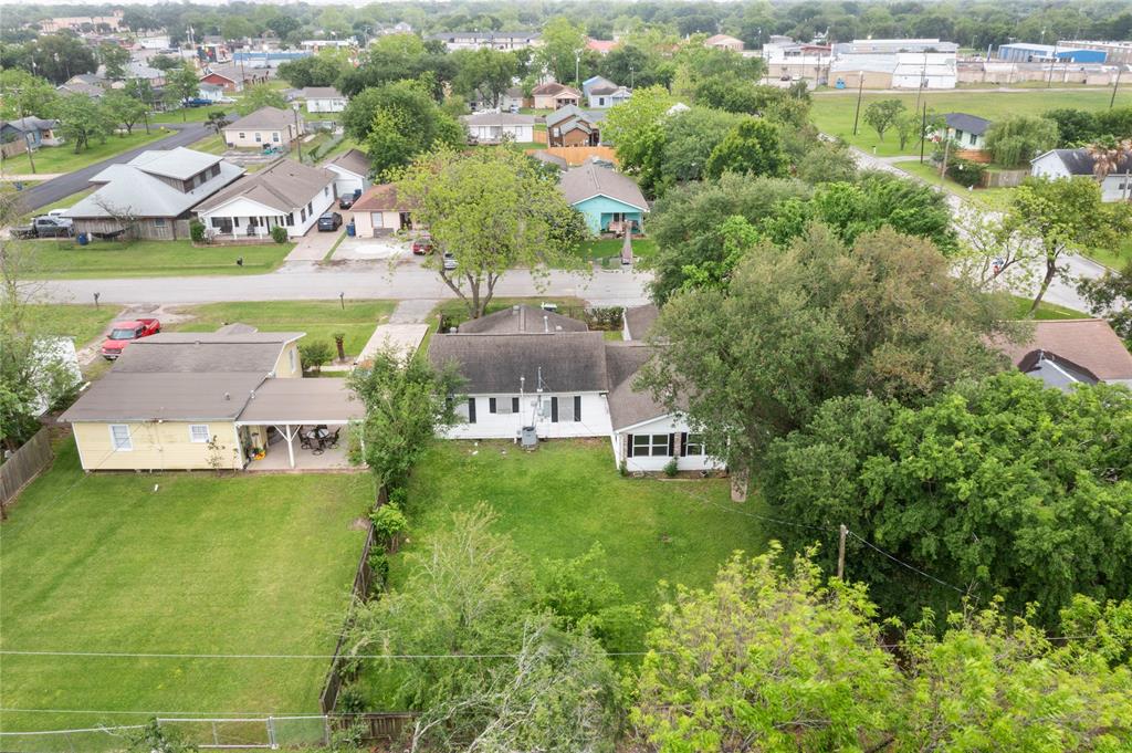 2212 12th Ave N Ave, Texas City, Texas image 4
