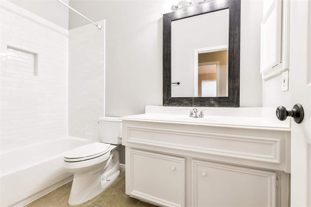 7403 Hickory Canyon Court, Humble, Texas image 37