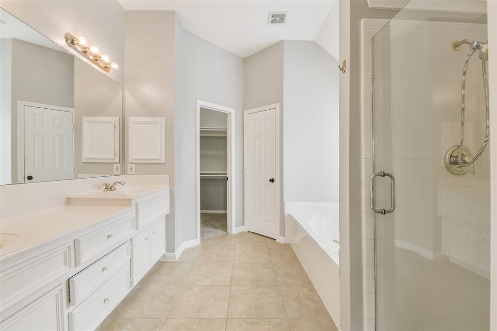 7403 Hickory Canyon Court, Humble, Texas image 28