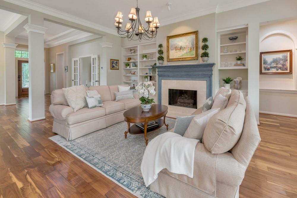 1845 Lake Terrace Court, The Woodlands, Texas image 3