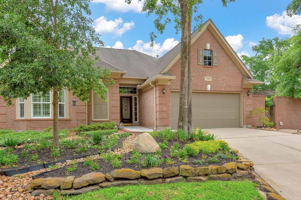 1845 Lake Terrace Court, The Woodlands, Texas image 2