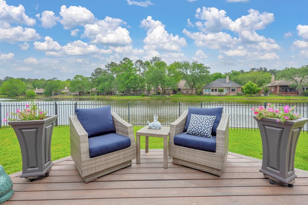 1845 Lake Terrace Court, The Woodlands, Texas image 30