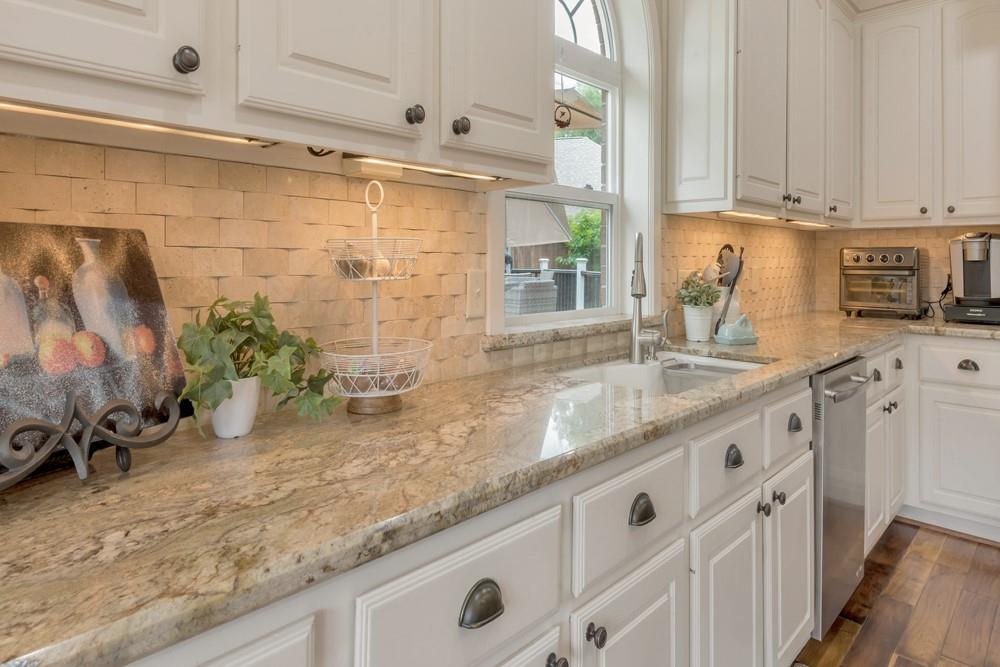 1845 Lake Terrace Court, The Woodlands, Texas image 19