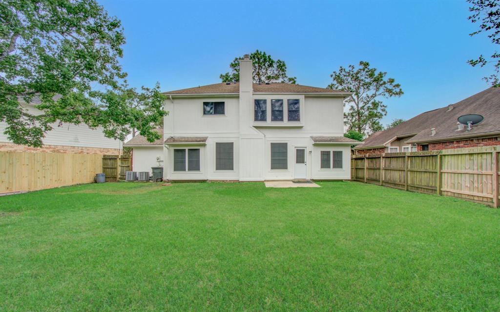 4606 Antique Meadows Drive, Friendswood, Texas image 38