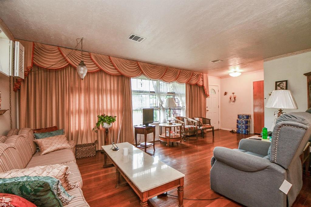 5522 Nassau Road