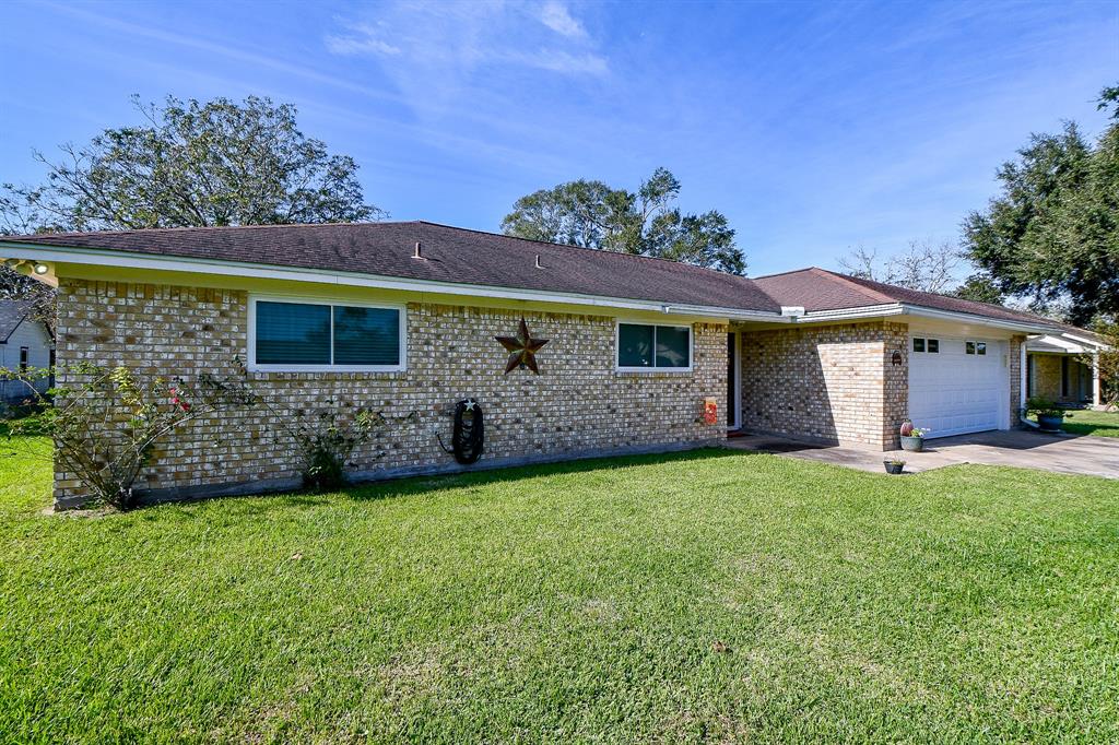 606 Roene Lane, West Columbia, Texas image 2