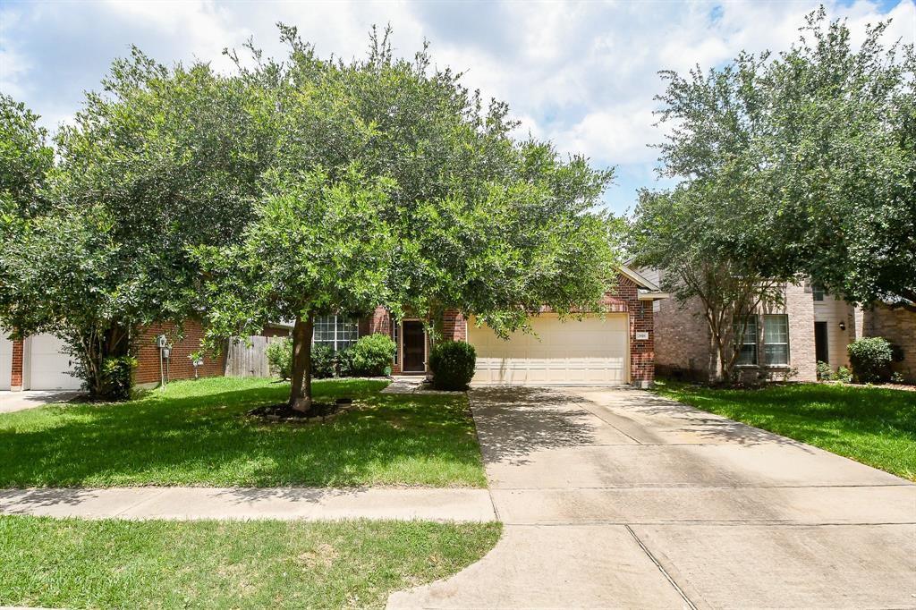 2818 Lakecrest Forest Drive
