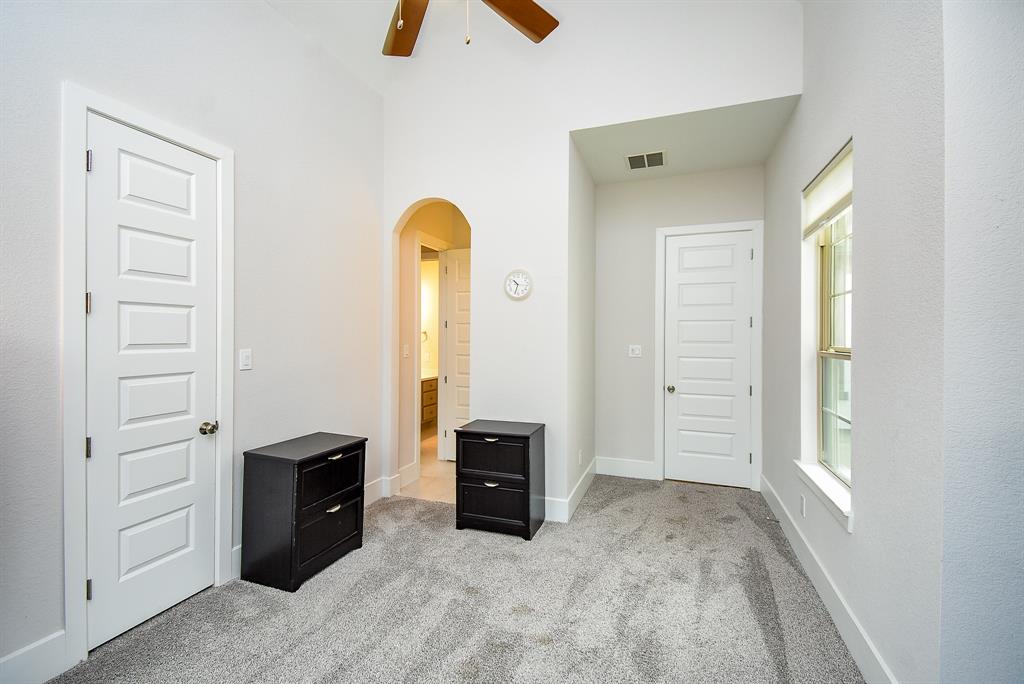 5207 Isidore Lane, Missouri City, Texas image 38