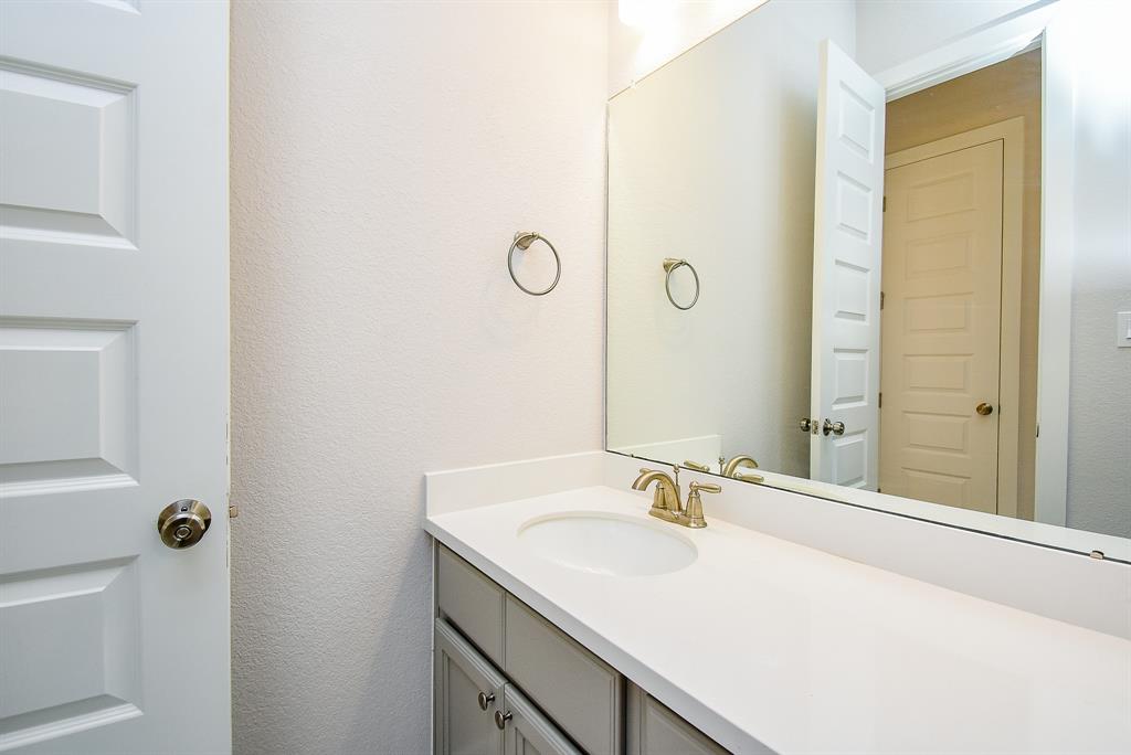 5207 Isidore Lane, Missouri City, Texas image 36