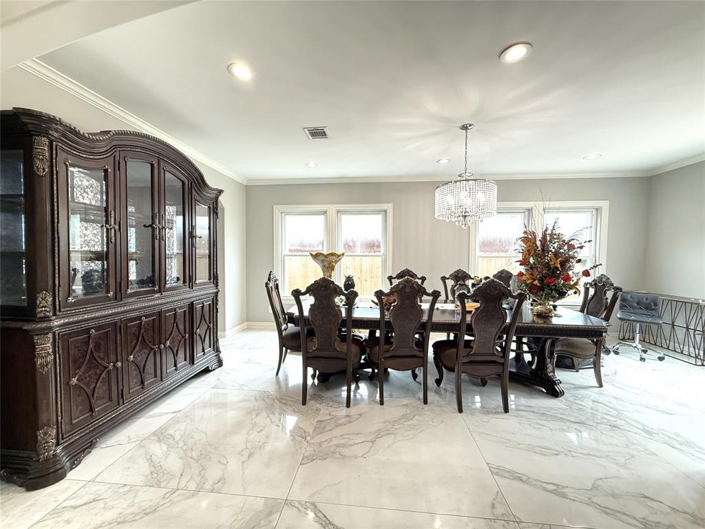 10147 Torrington Lane, Houston, Texas image 6