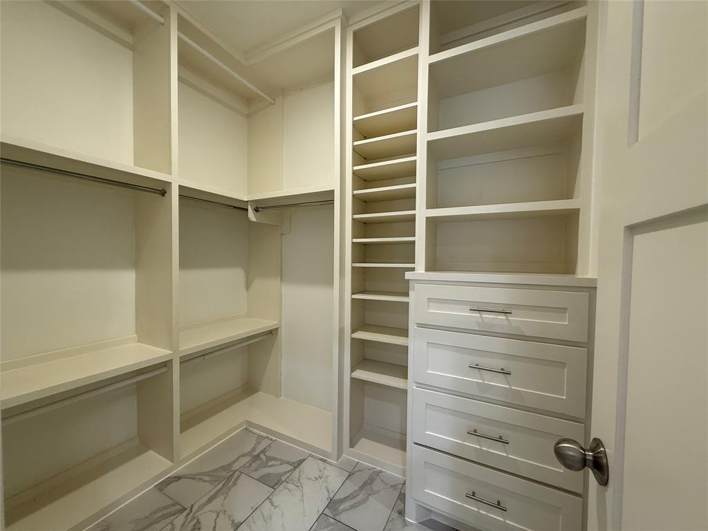 10147 Torrington Lane, Houston, Texas image 22