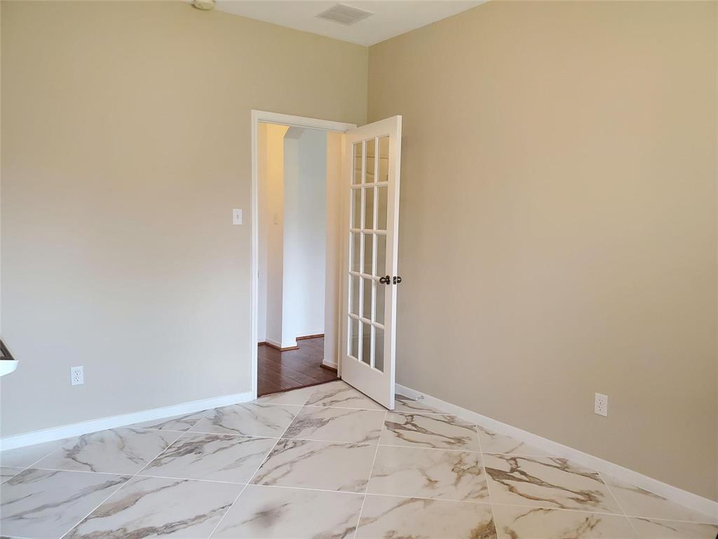 18819 Knobby Oaks Place, Magnolia, Texas image 14