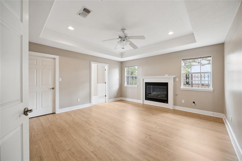 114 Park Place, La Grange, Texas image 7