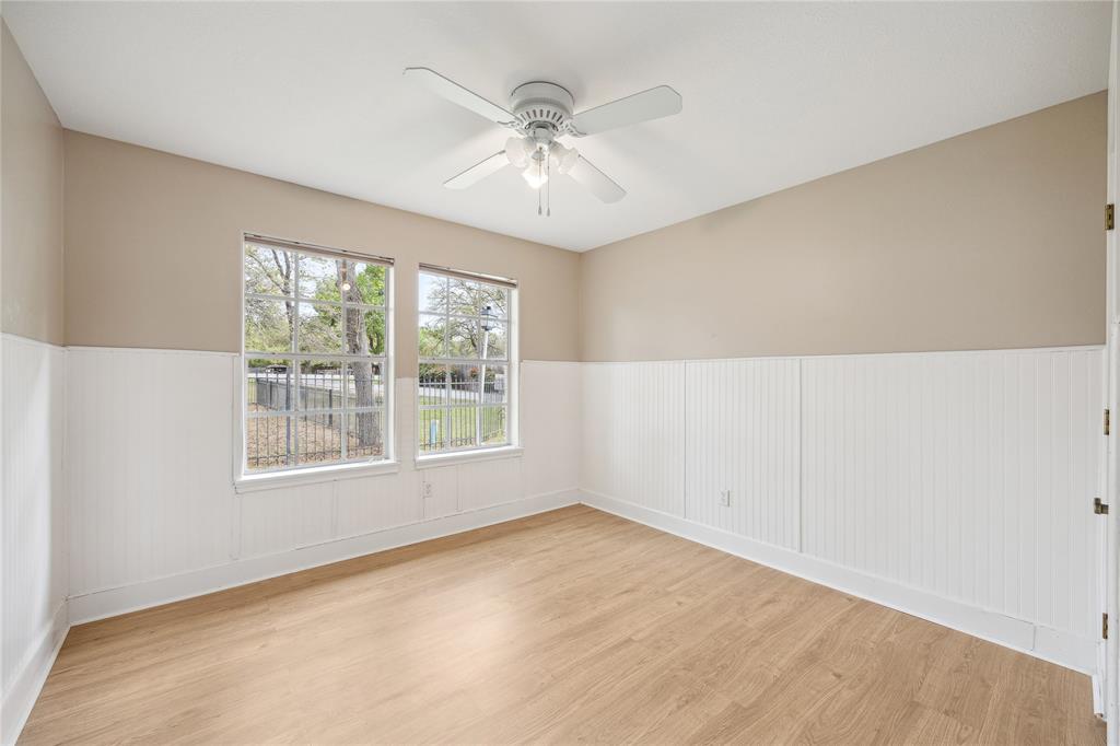114 Park Place, La Grange, Texas image 11