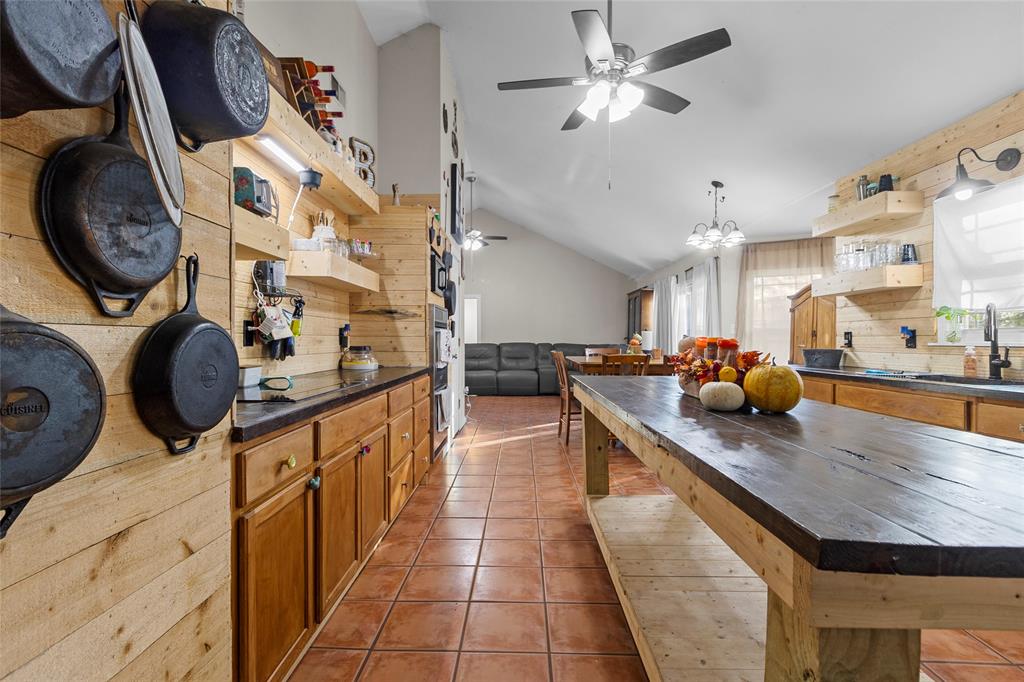 14 Louis Voan Road, Huntsville, Texas image 14